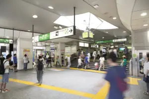 駅の改札
